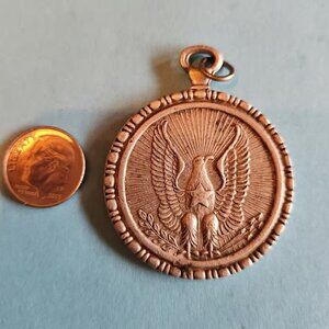 Antique Pocket Watch Form Gaming Award Token, 100 Value Eagle